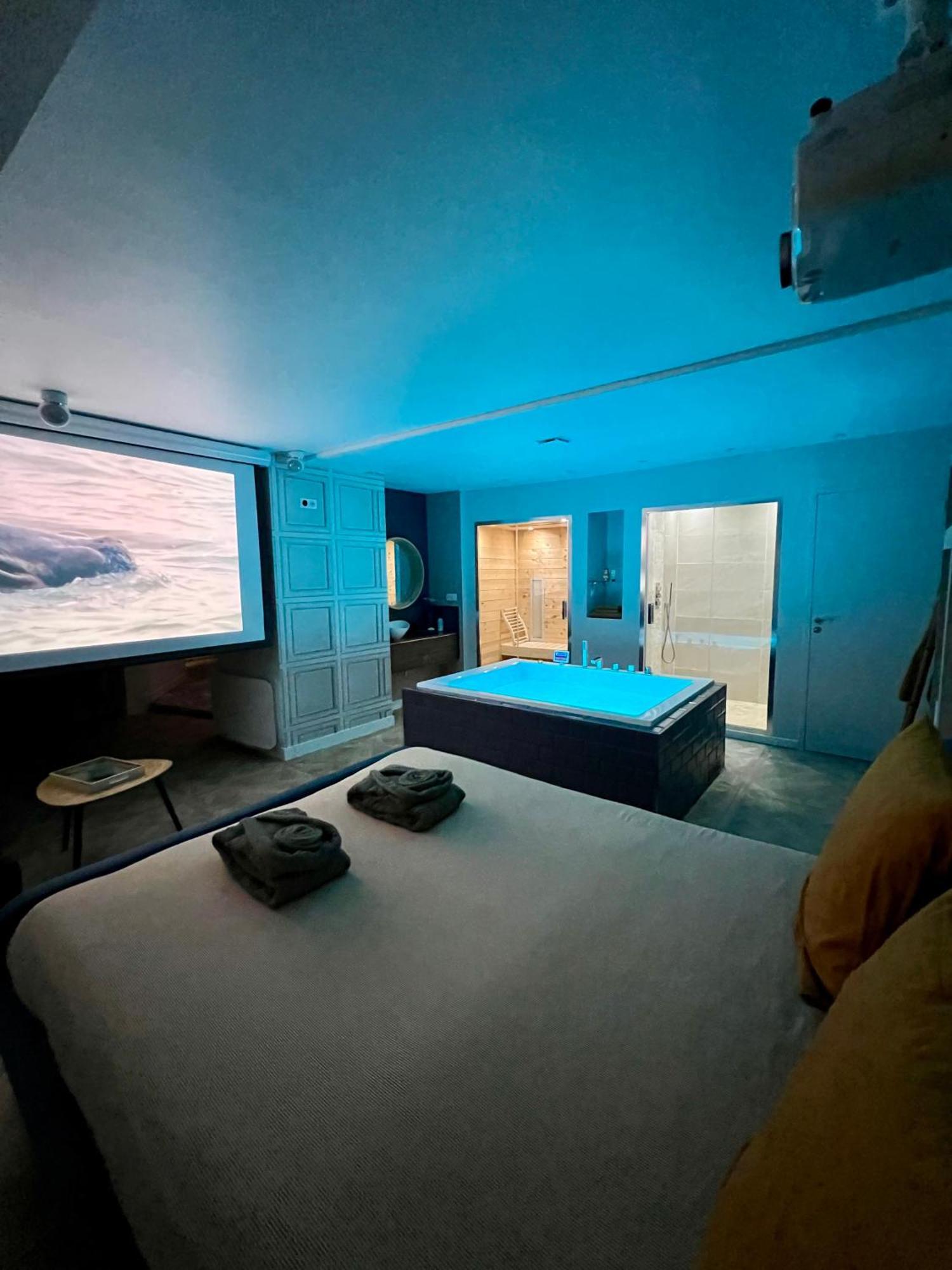 Appartement Avec Jacuzzi Sauna & Home Cinema - Nid D'Angers Buitenkant foto